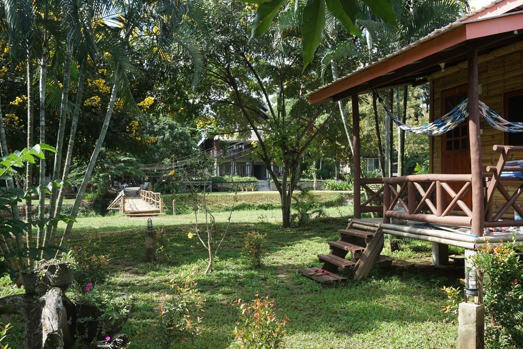 Family Hut Pai Hotel Eksteriør billede